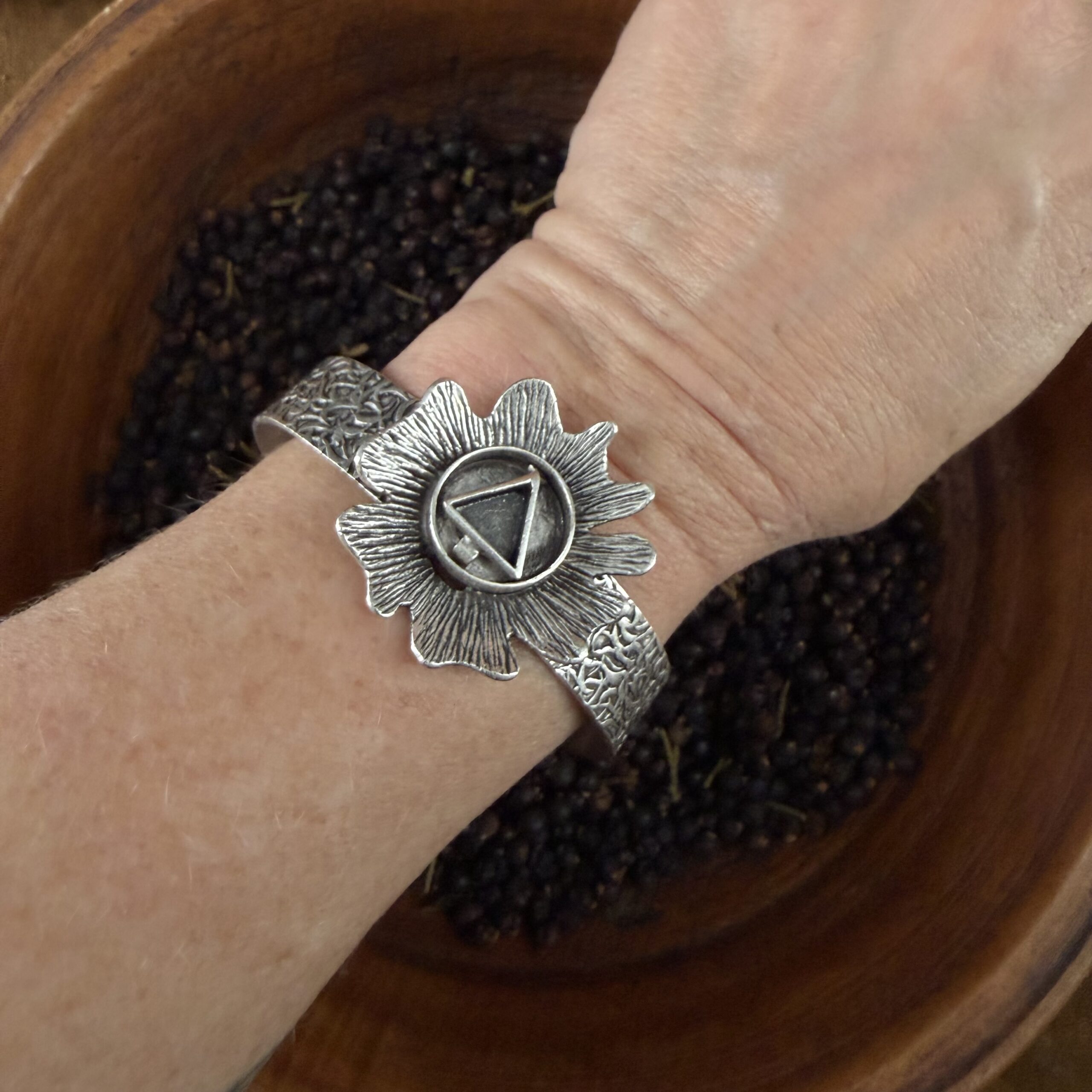 Blossom & Backbone Cuff - Image 2